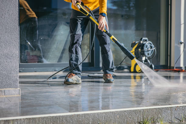 Best Fence Cleaning  in North Madison, OH